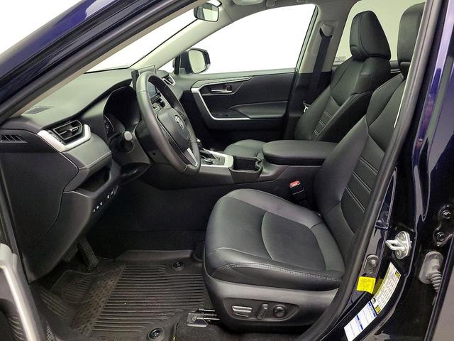 Photo of 2022 Blue Toyota RAV4 Hybrid