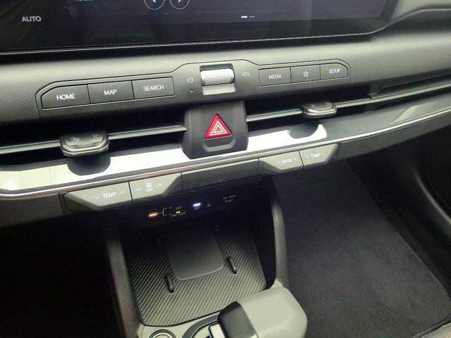 Photo of 2025 Gray Kia K4