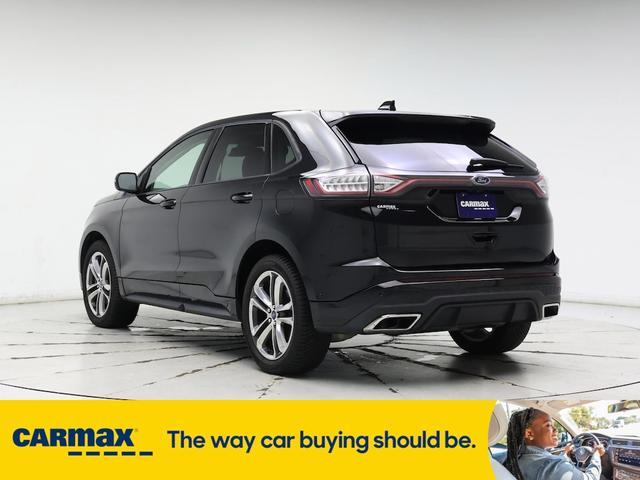 Photo of 2015 Black Ford Edge