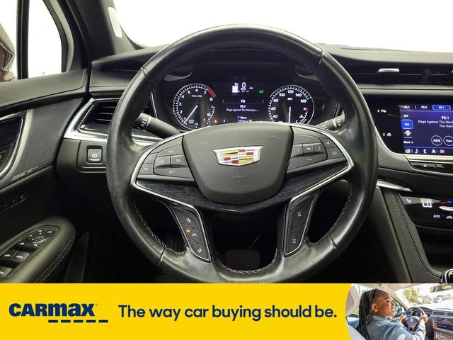 Photo of 2022 Brown Cadillac XT5