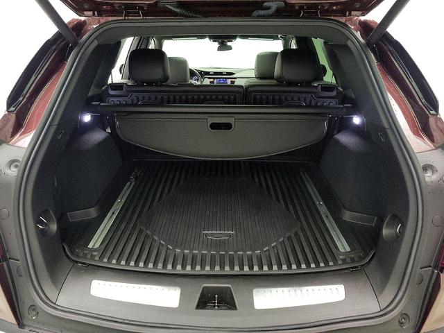 Photo of 2022 Brown Cadillac XT5