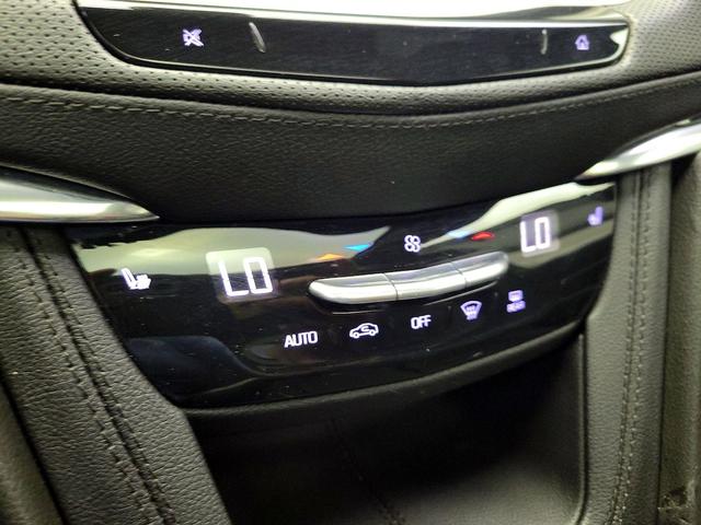 Photo of 2022 Brown Cadillac XT5