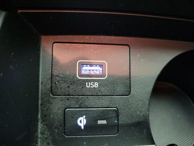 Photo of 2023 Black Hyundai SANTA FE