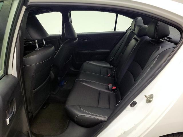 Photo of 2017 White Honda Accord
