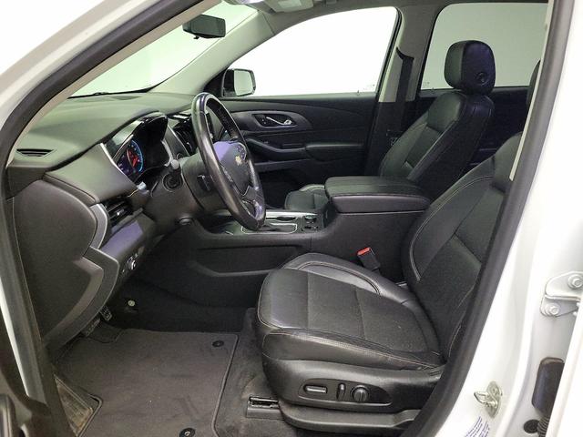 Photo of 2020 White Chevrolet Traverse