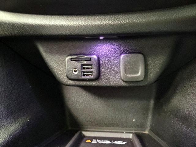 Photo of 2020 White Chevrolet Traverse