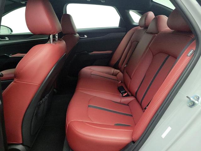 Photo of 2021 Gray Kia K5