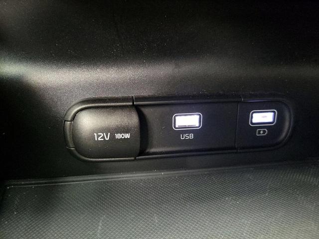 Photo of 2021 Gray Kia K5