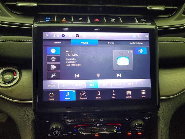Photo of 2023 Black Jeep Grand Cherokee 4xe