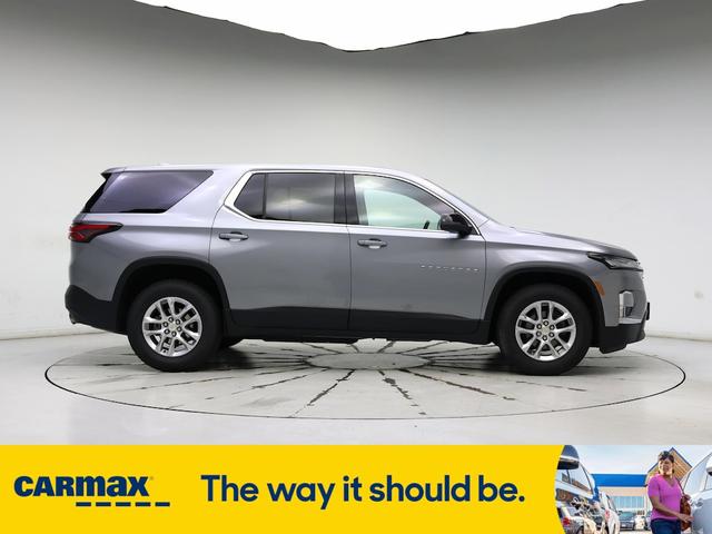 Photo of 2023 Gray Chevrolet Traverse