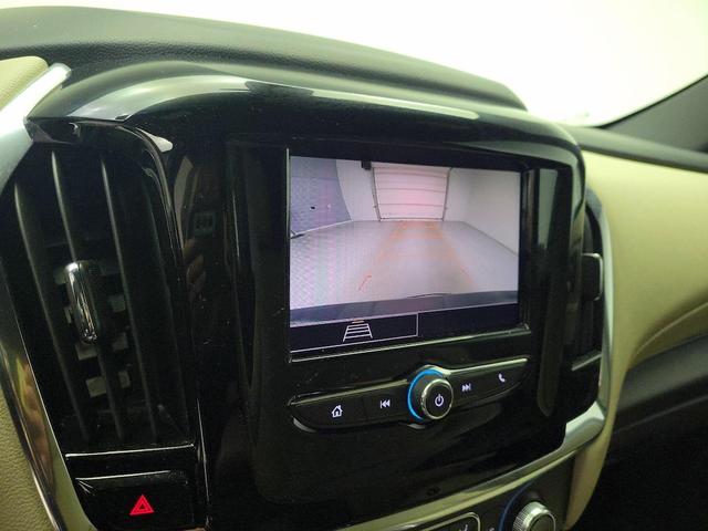 Photo of 2023 Gray Chevrolet Traverse
