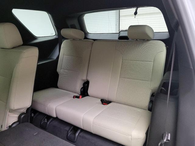 Photo of 2023 Gray Chevrolet Traverse