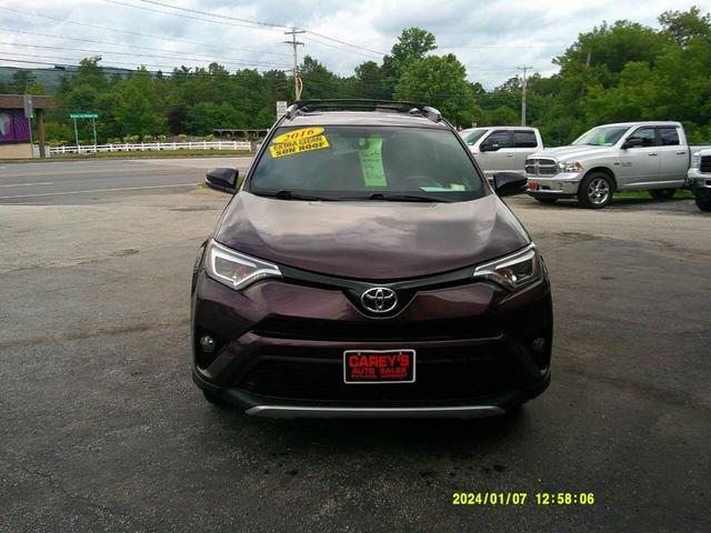 Photo of 2016 Burgundy Toyota RAV4