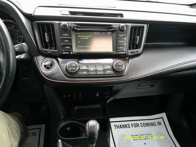 Photo of 2016 Burgundy Toyota RAV4