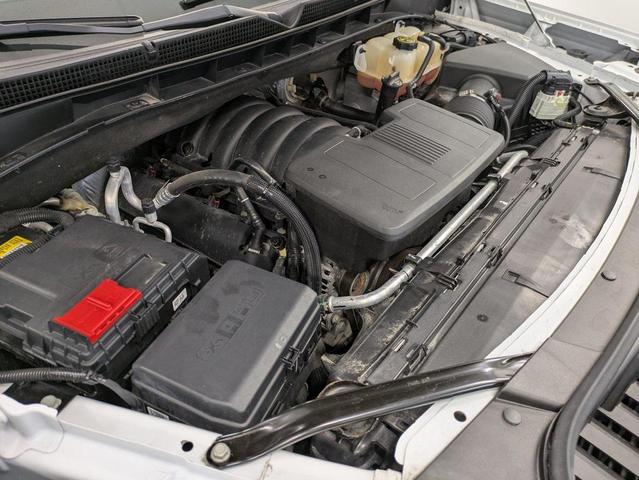 Photo of 2023 White GMC Yukon