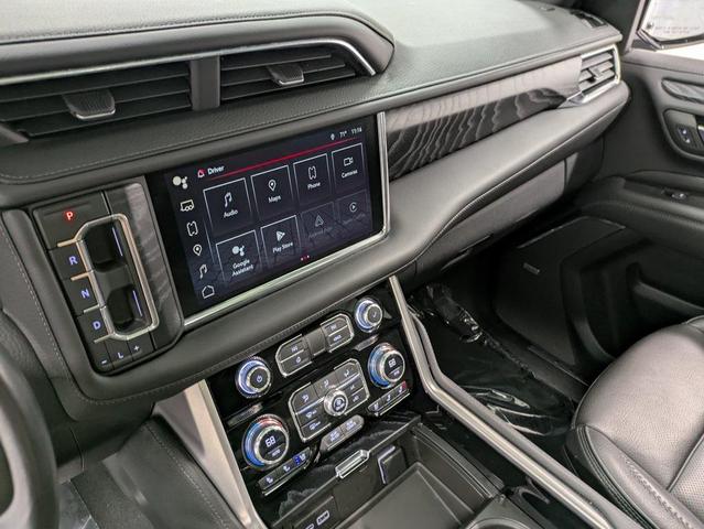 Photo of 2023 White GMC Yukon