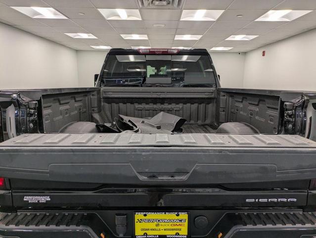 Photo of 2022 Onyx Black GMC Sierra 2500