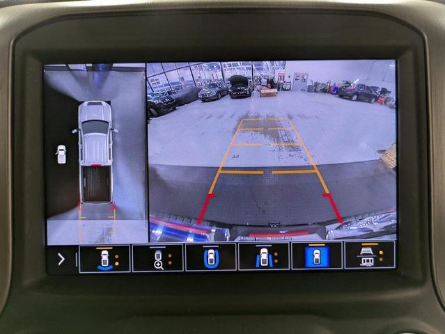 Photo of 2022 Onyx Black GMC Sierra 2500