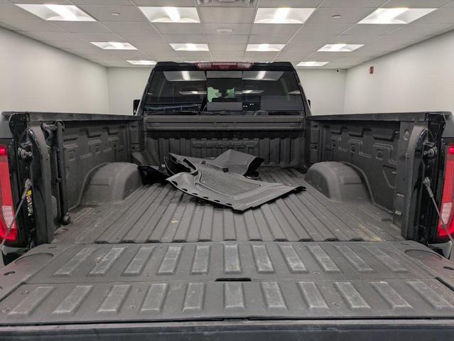 Photo of 2022 Onyx Black GMC Sierra 2500