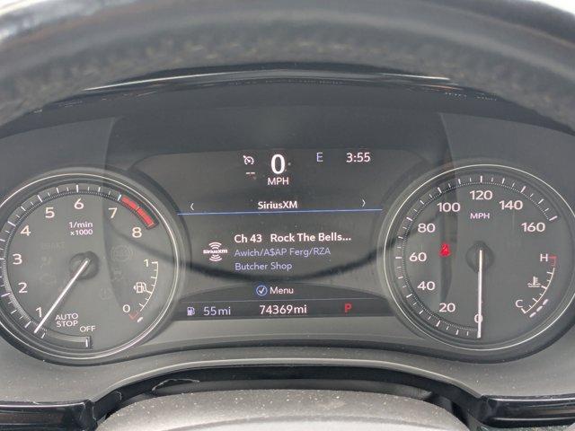Photo of 2021 Stellar Black Metallic Cadillac XT6