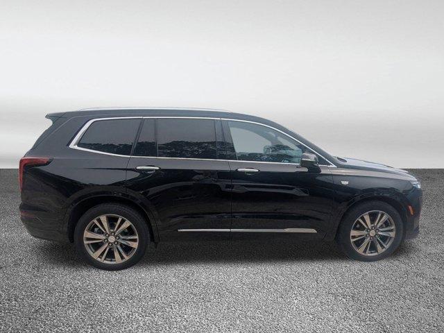 Photo of 2021 Stellar Black Metallic Cadillac XT6