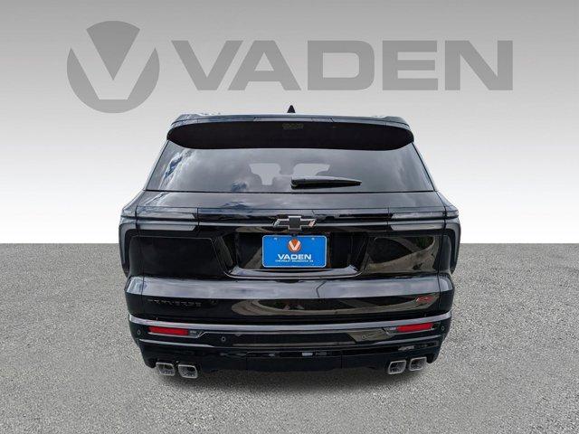 Photo of 2026 Mosaic Black Metallic Chevrolet Traverse