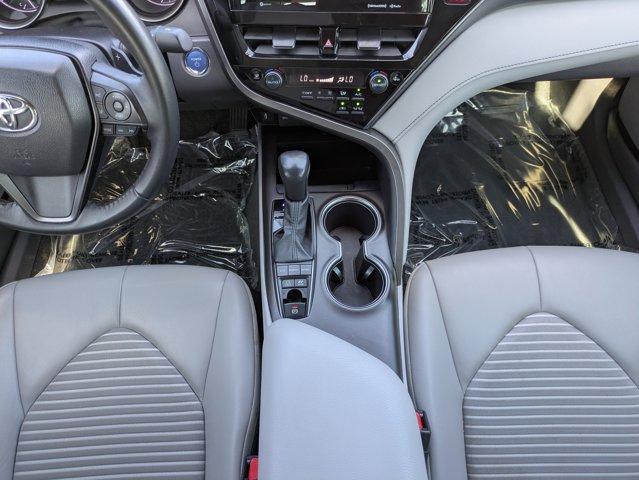 Photo of 2022 Celestial Silver Metallic Toyota Camry Hybrid