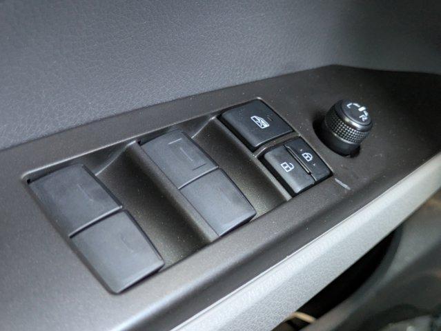 Photo of 2022 Celestial Silver Metallic Toyota Camry Hybrid