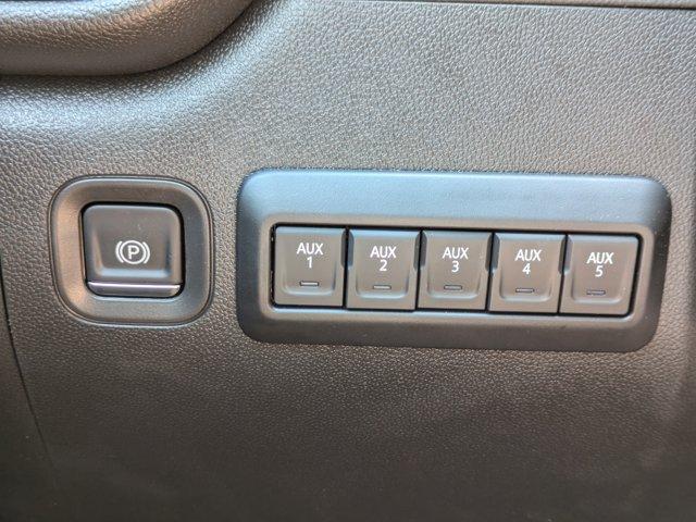 Photo of 2025 Summit White Chevrolet Silverado 3500