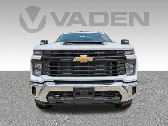 Photo of 2025 Summit White Chevrolet Silverado 3500