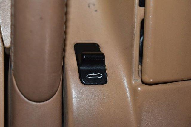 Photo of 2006 Red Porsche Boxster