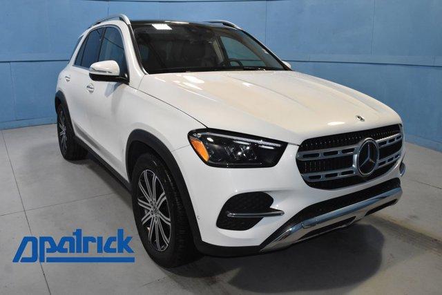 Photo of 2025 MANUFAKTUR Moonlight White Metallic Mercedes-Benz GLE 350