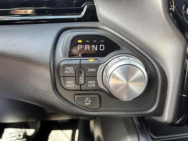 Photo of 2025 Bright White Clearcoat RAM 1500