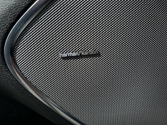 Photo of 2025 Bright White Clearcoat RAM 1500