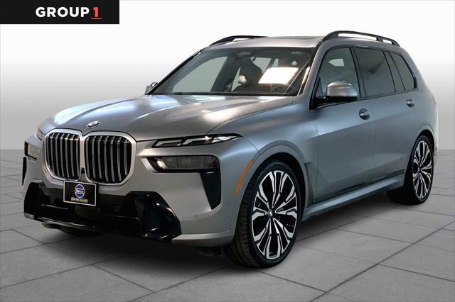 2023 BMW X7