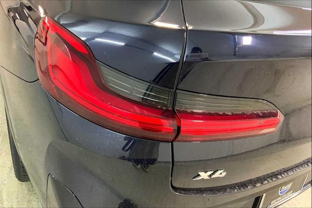 Photo of 2023 Carbon Black Metallic BMW X4