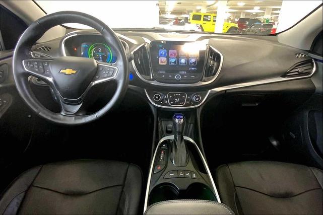 Photo of 2017 Mosaic Black Metallic Chevrolet Volt