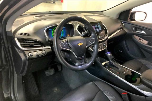 Photo of 2017 Mosaic Black Metallic Chevrolet Volt