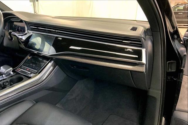 Photo of 2022 Mythos Black Metallic Audi SQ7