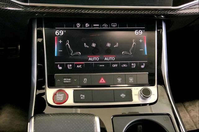 Photo of 2022 Mythos Black Metallic Audi SQ7