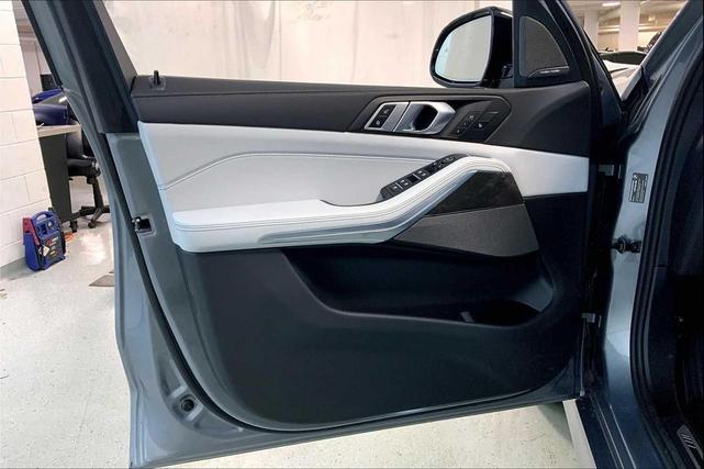 Photo of 2026 Gray BMW X5