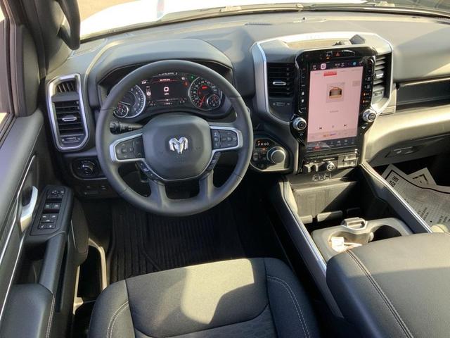 Photo of 2025 Bright White Clearcoat RAM 1500