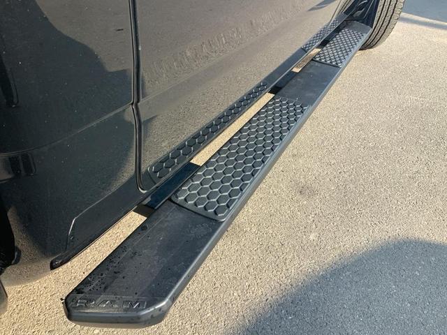 Photo of 2023 Diamond Black RAM 1500