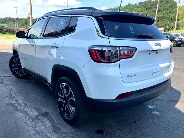 Photo of 2022 White Jeep Compass