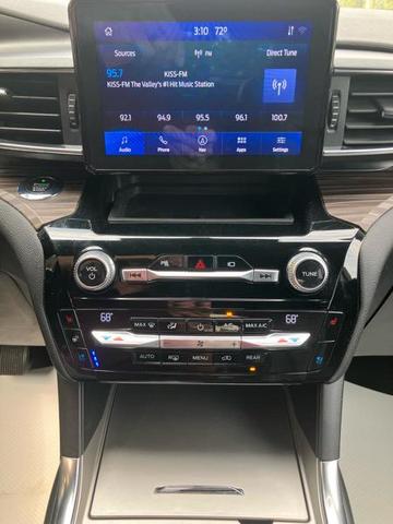 Photo of 2021 Gray Ford Explorer