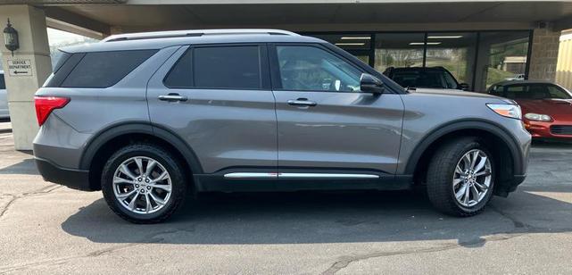 Photo of 2021 Gray Ford Explorer