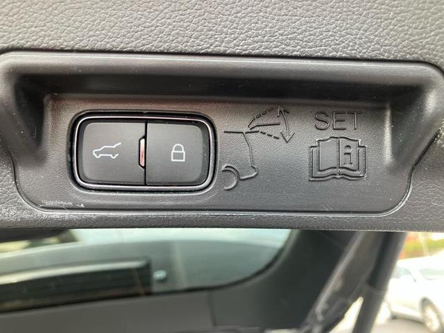Photo of 2021 Gray Ford Explorer