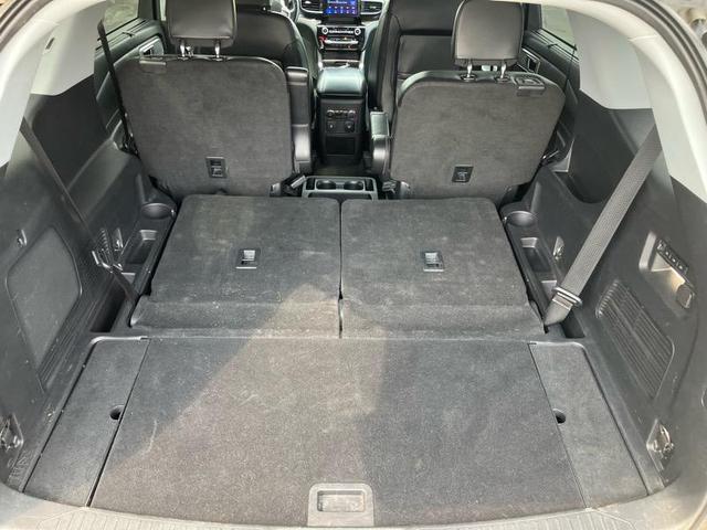 Photo of 2021 Gray Ford Explorer