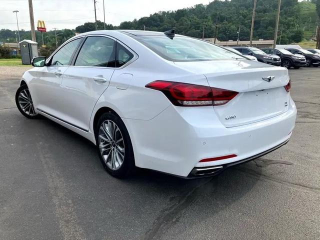 Photo of 2017 White Genesis G80