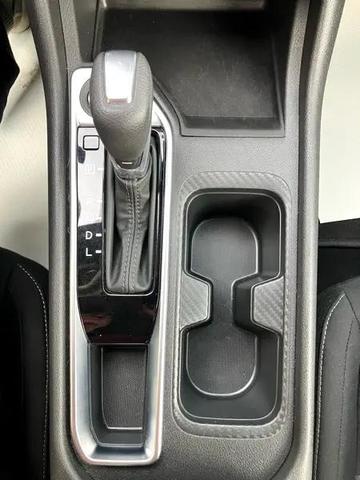 Photo of 2024 White Nissan Sentra